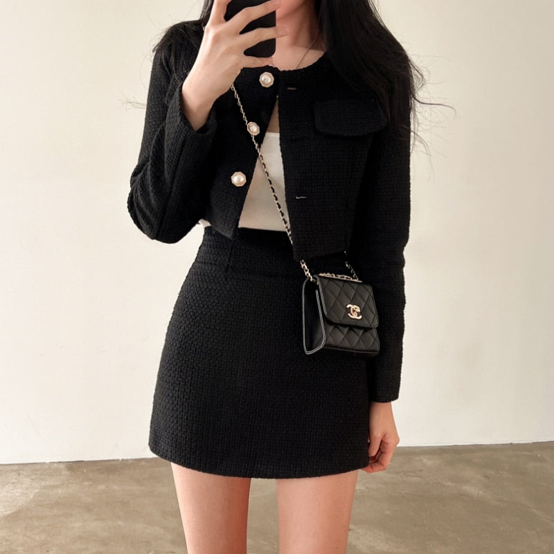 Women's Blazer & Skirt Set - Elegant and Comfortable