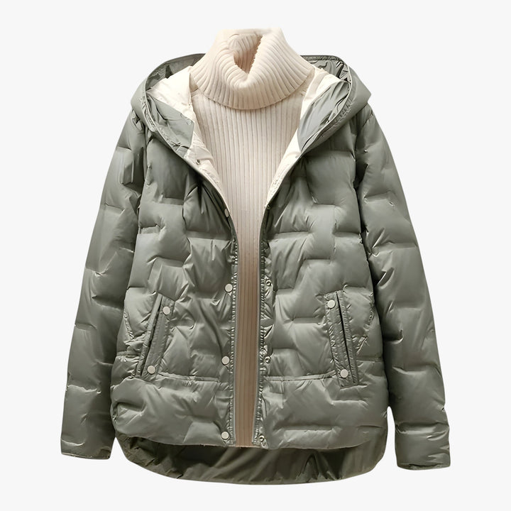 Women’s Hooded Insulated Jacket – Relaxed Winter Silhouette with Quilted Design for Everyday Wear