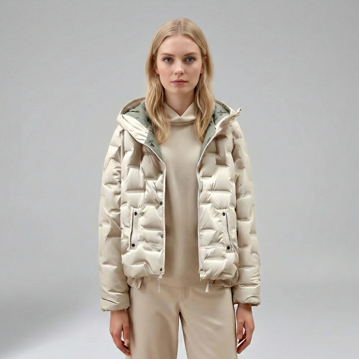 Women’s Hooded Insulated Jacket – Relaxed Winter Silhouette with Quilted Design for Everyday Wear